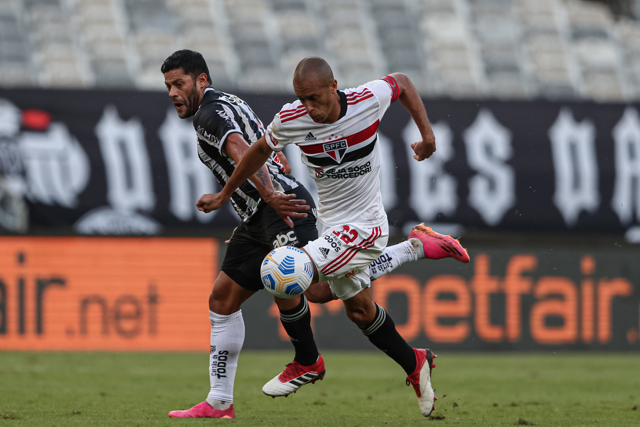 Estudo aponta chances maiores de empate entre São Paulo e Atlético