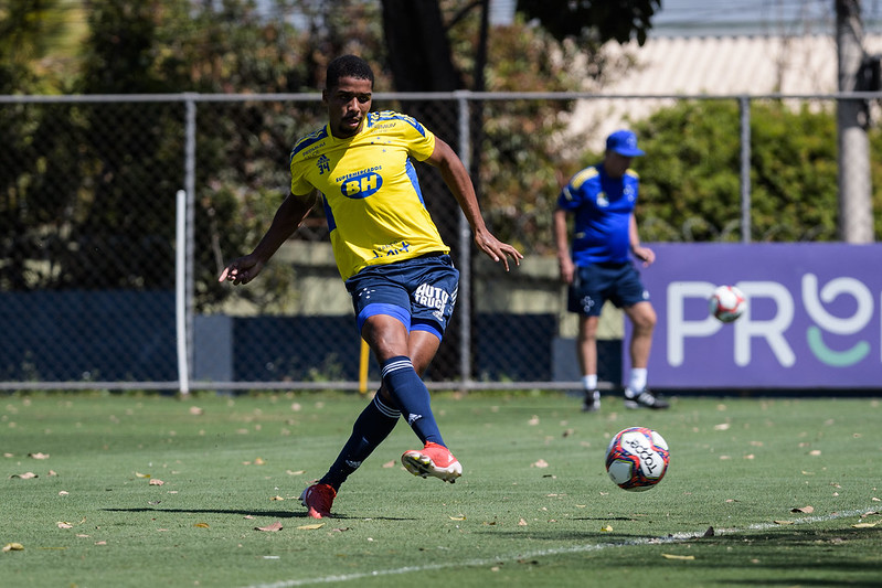 De olho! Saiba quem são as grandes promessas da base do Cruzeiro