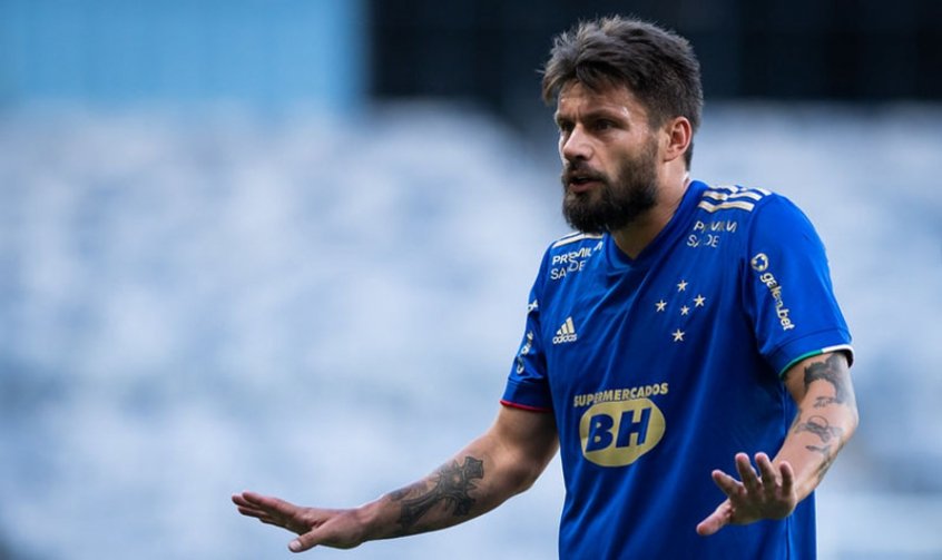 Quem fica? Cruzeiro tem 15 jogadores em fim de contrato