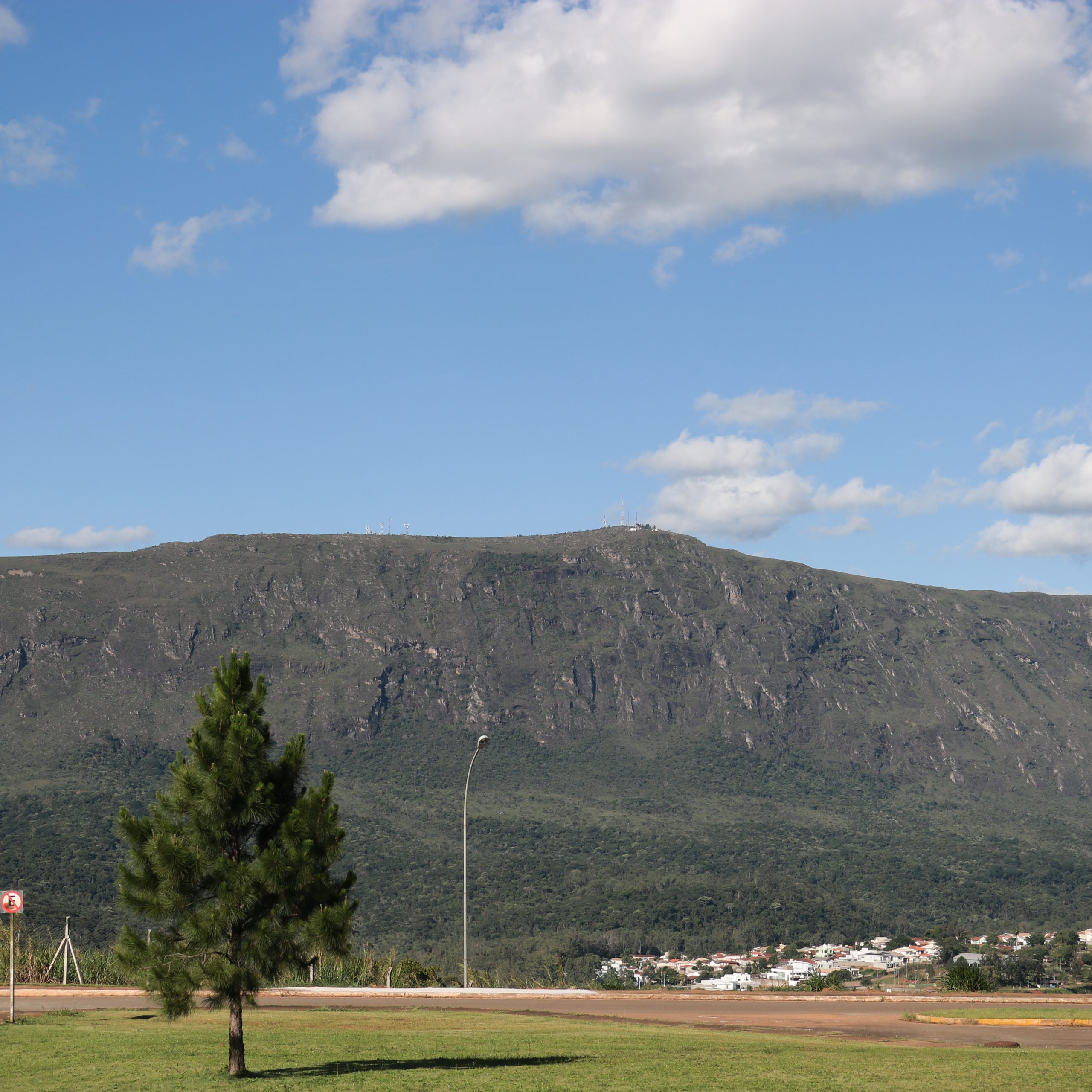 Audiência na ALMG desconsidera mineração e debate sobre preservação da Serra do Ouro Branco