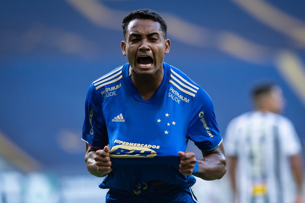 Tem vaga? Veja os jogadores que voltam de empréstimo para o Cruzeiro em 2022