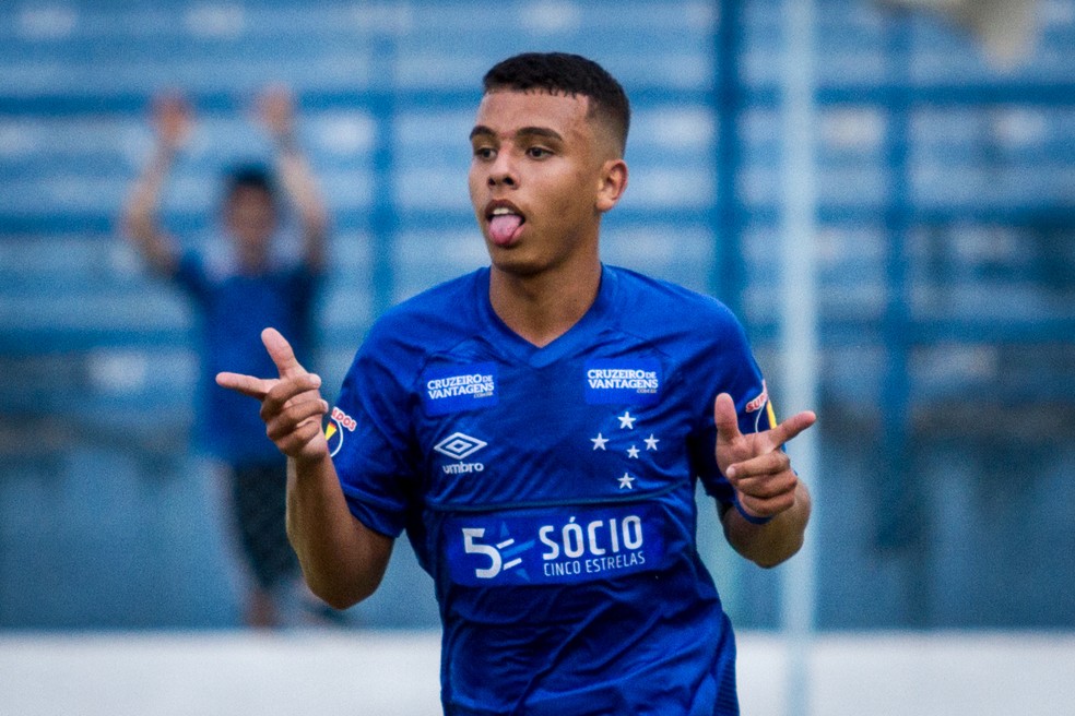 Tem vaga? Veja os jogadores que voltam de empréstimo para o Cruzeiro em 2022
