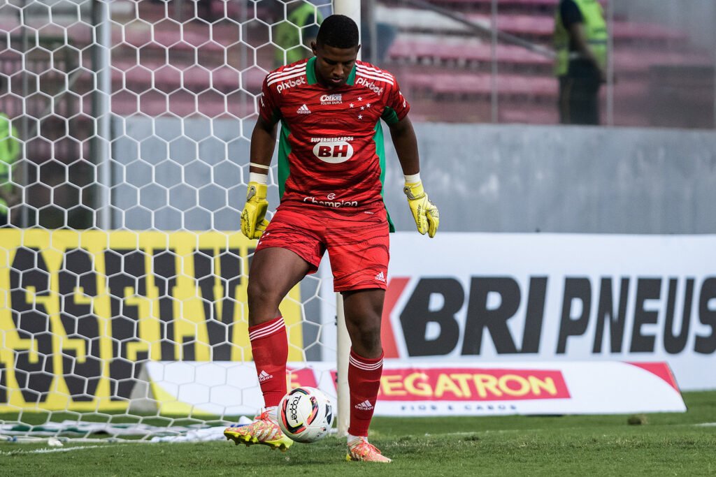 Veja como foi a atuação dos oito estreantes na goleada do Cruzeiro