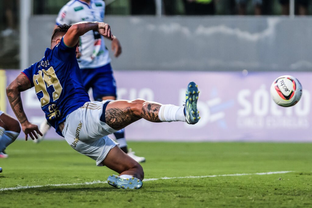 Veja como foi a atuação dos oito estreantes na goleada do Cruzeiro