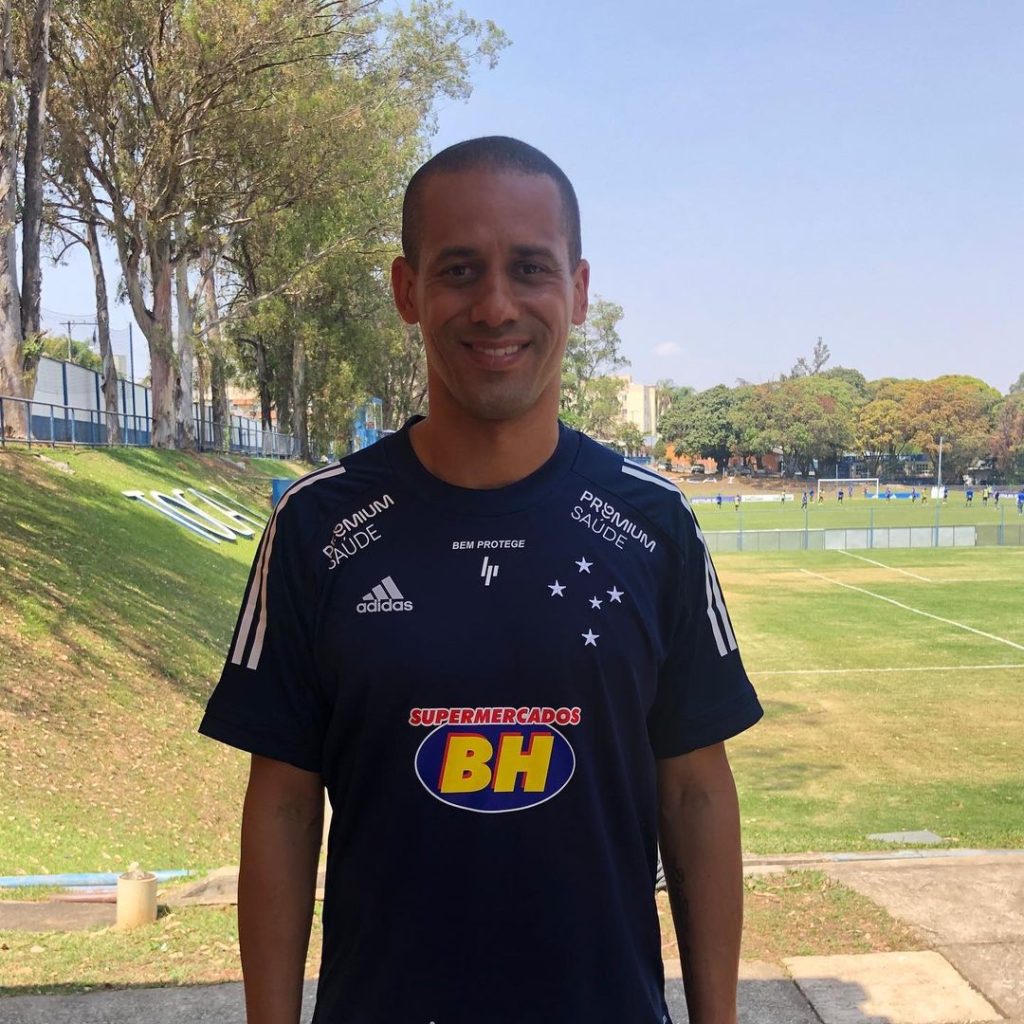 Campeão da Taça Brasil de 1966, conheça o primeiro marianense a jogar no Cruzeiro
