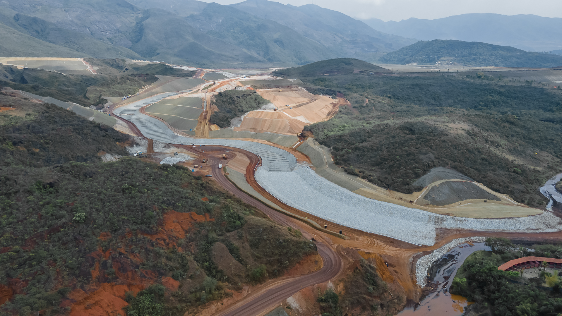Famílias de distrito de Ouro Preto poderão voltar para suas residências após redução de área de inundação de barragem da Vale