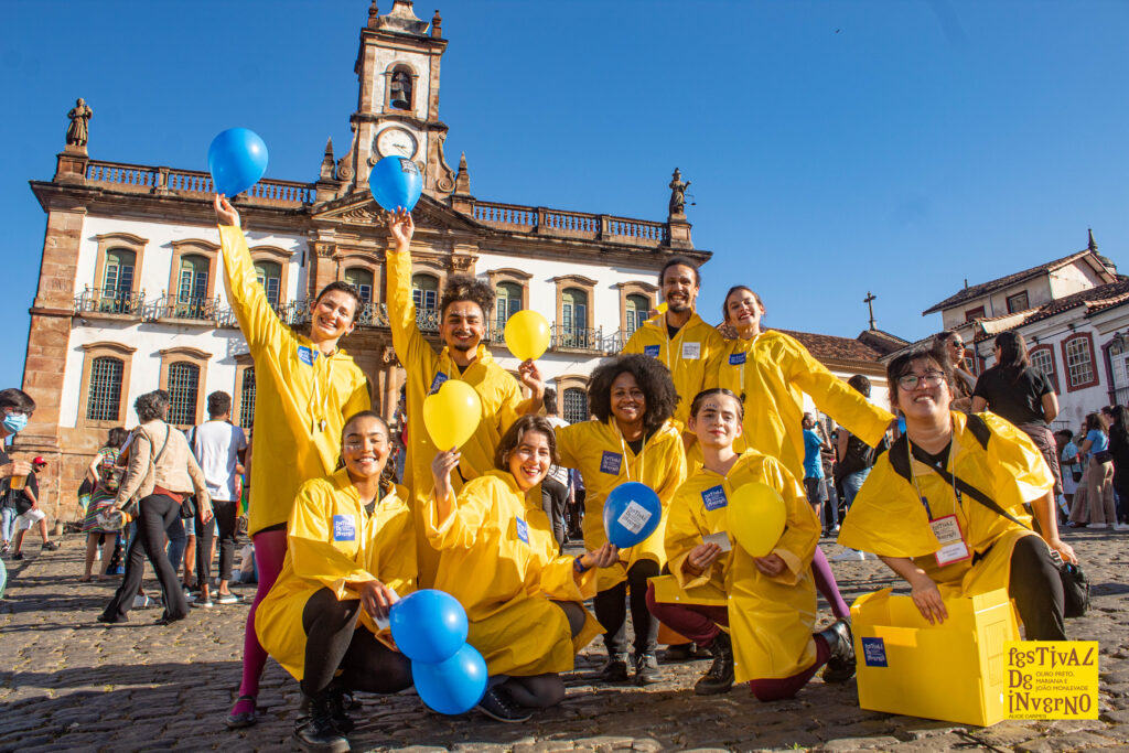 Intervenção Encontros na Praça Tiradentes em Ouro Preto
