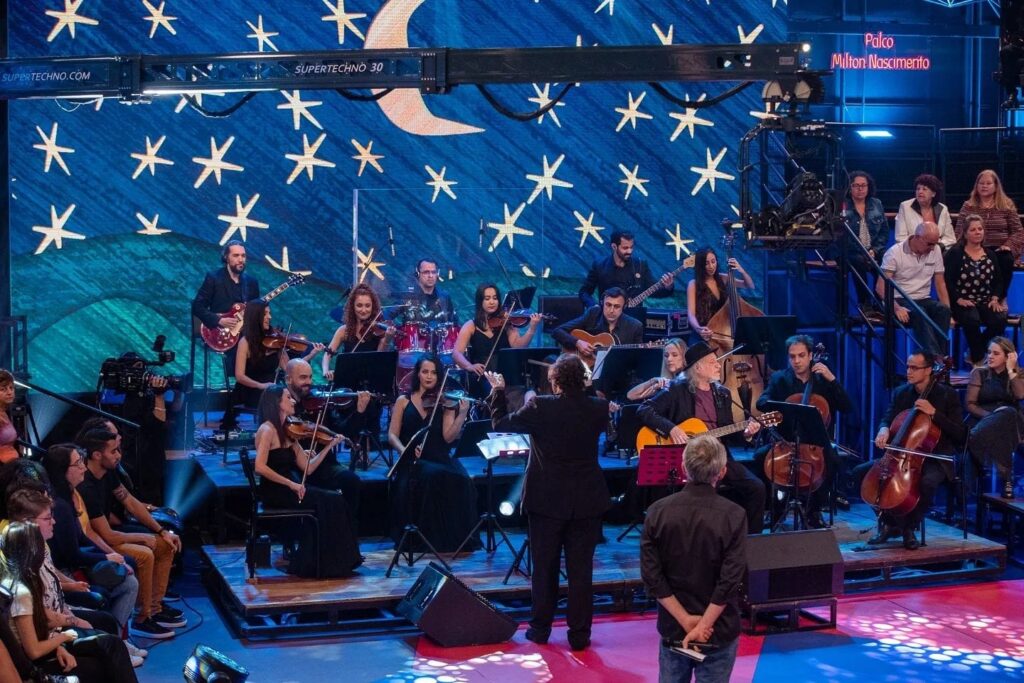 Passagem de som da orquestra Ouro Preto no Altas Horas