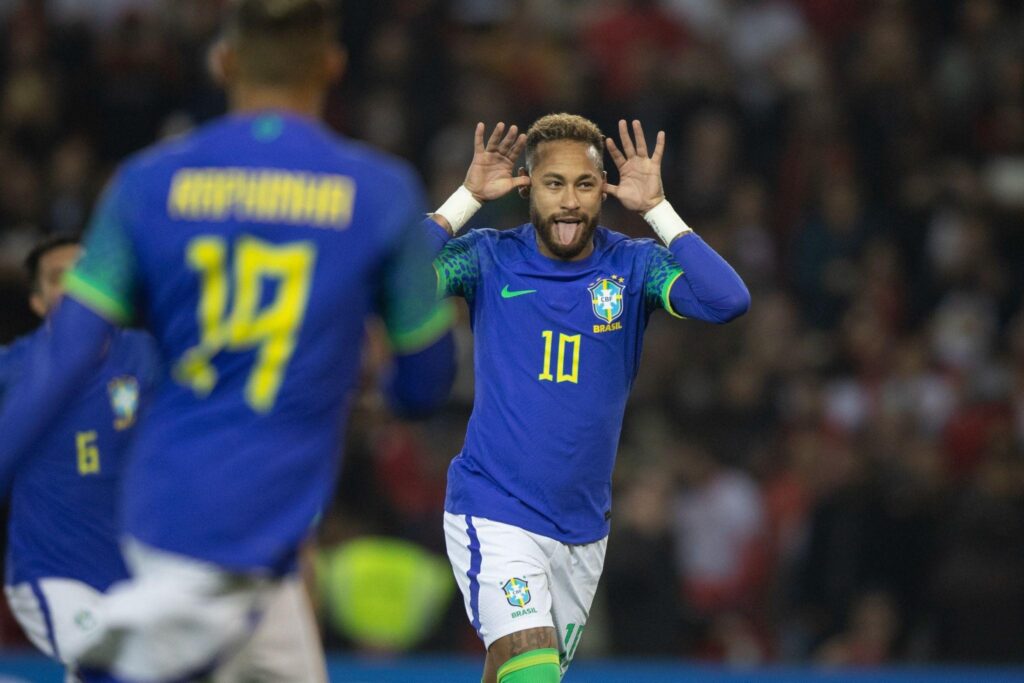 Neymar é a grande esperança brasileira