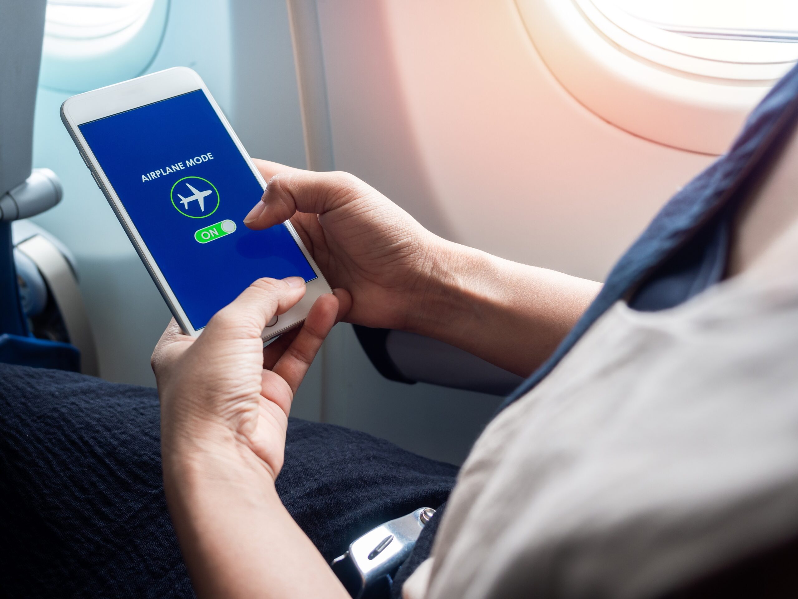 O real motivo para ativar o modo avião ao voar