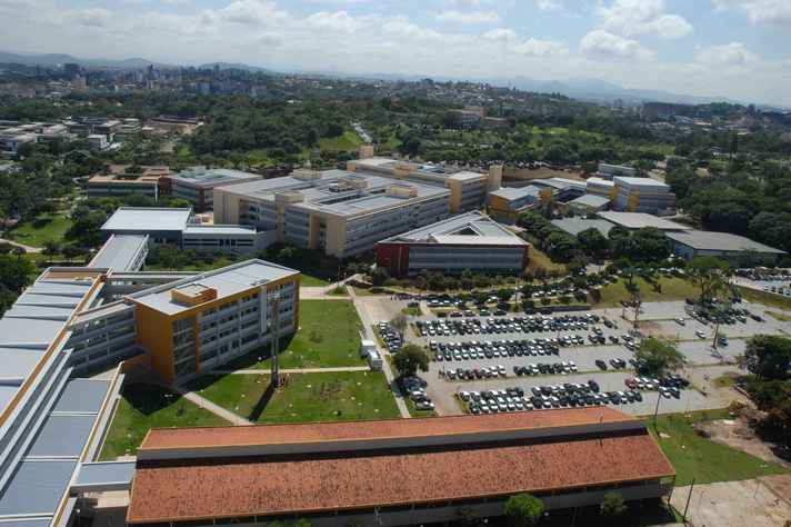 UFMG anuncia concurso público de docente para escola de engenharia