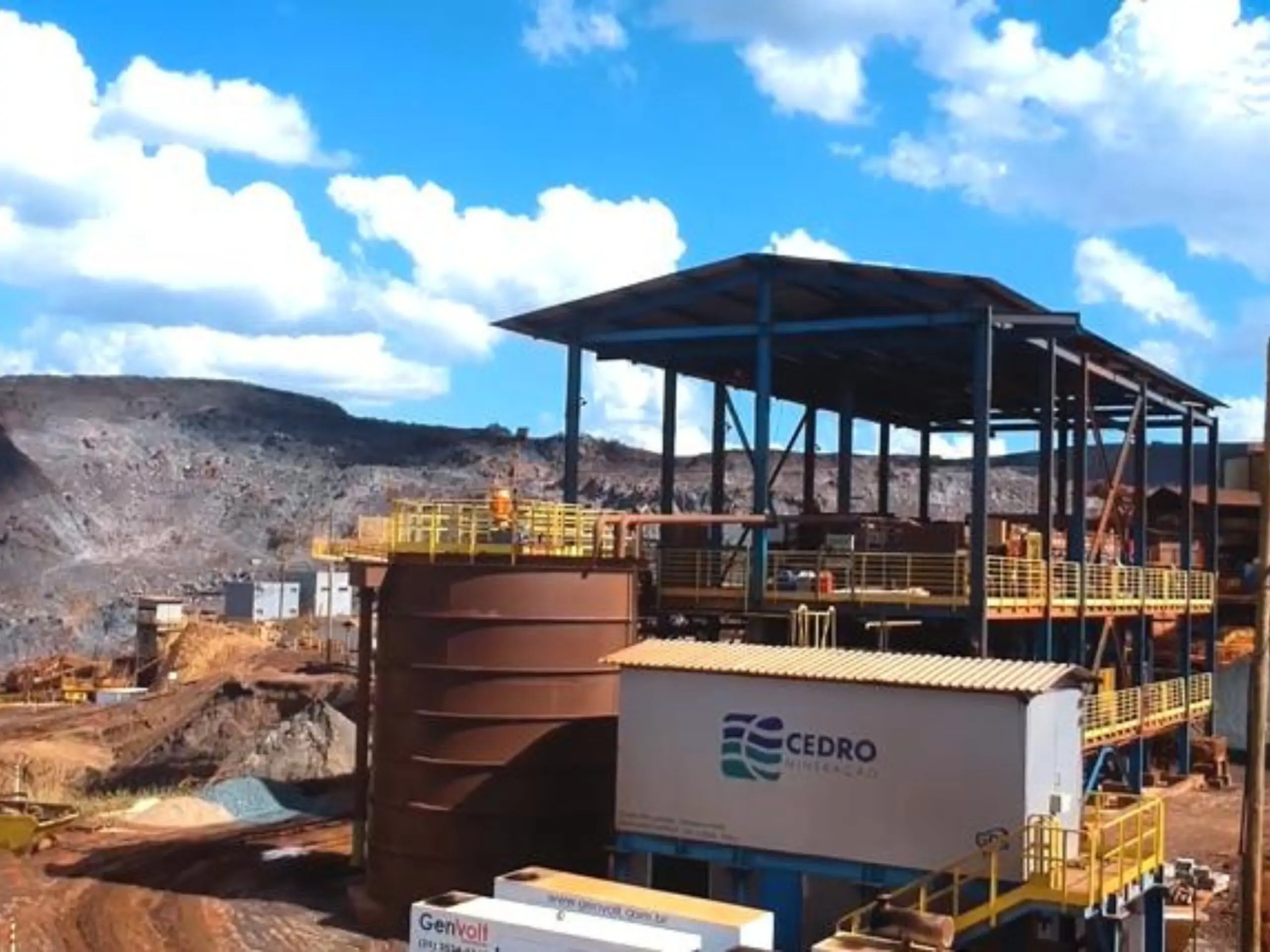 Cedro Mineração anuncia vagas de emprego em duas cidades de MG