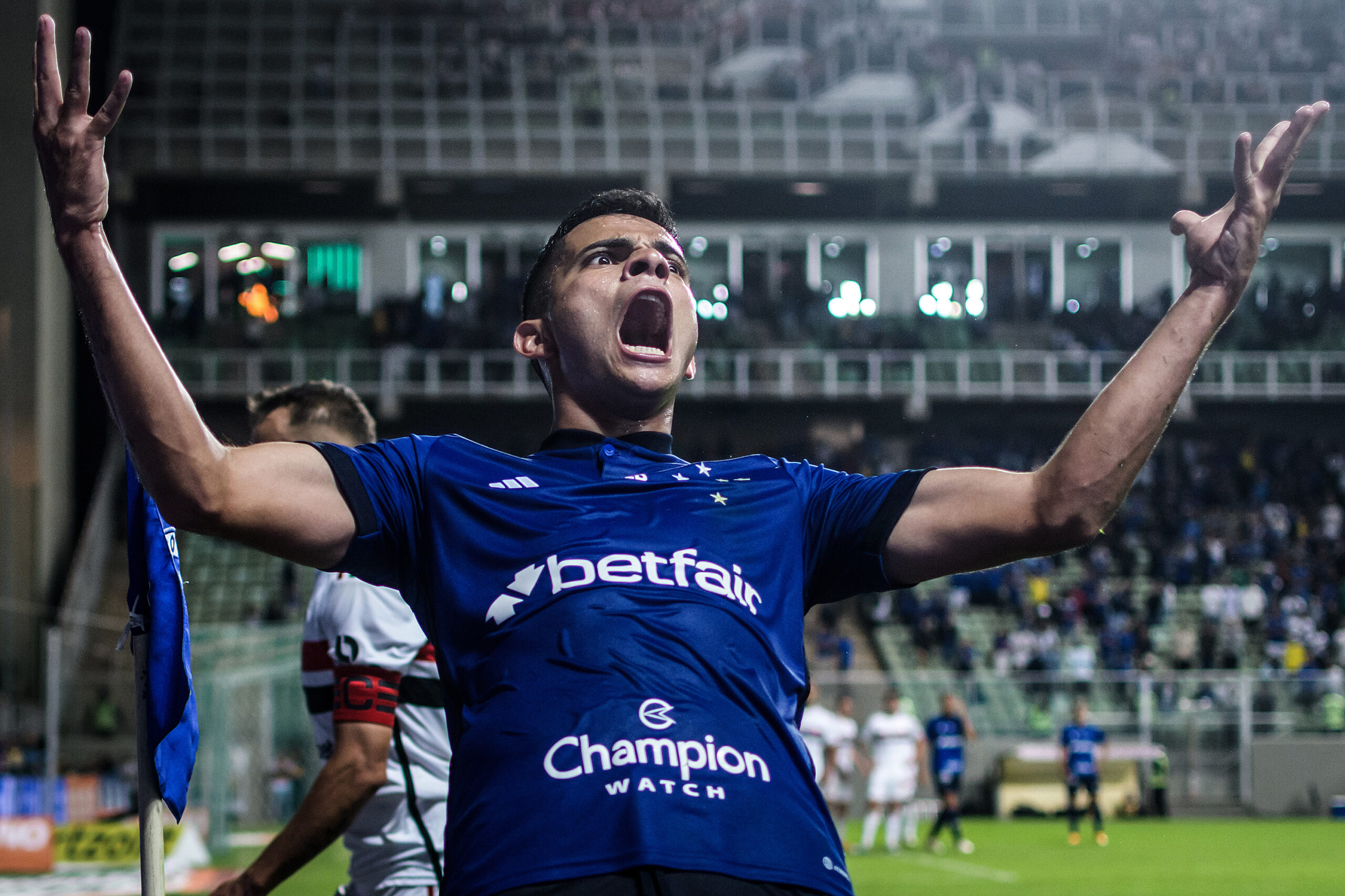 Cruzeiro inicia reformulação do elenco para 2024
