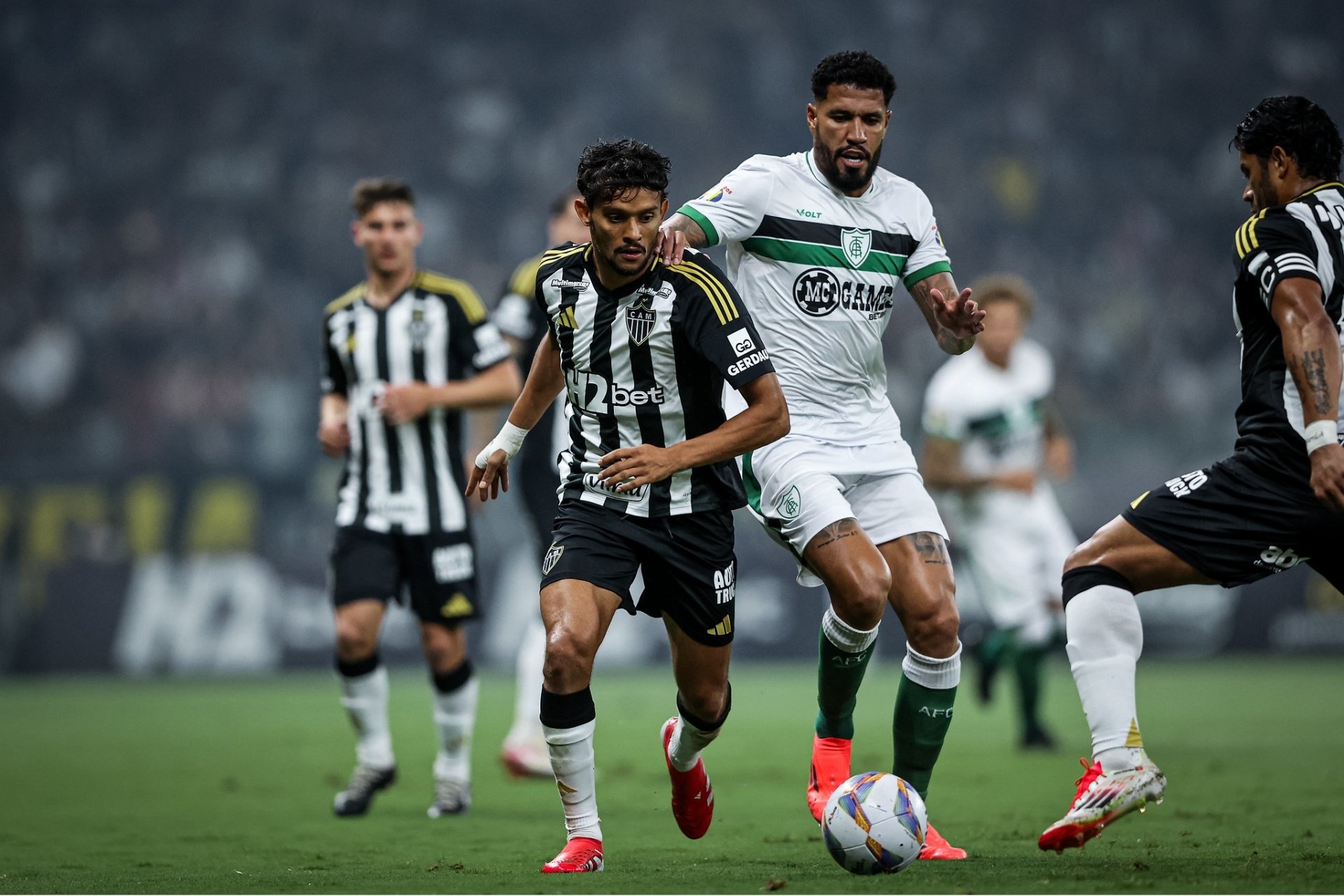 Decisão do Mineiro começa neste sábado: América e Atlético duelam no Mineirão; saiba onde assistir