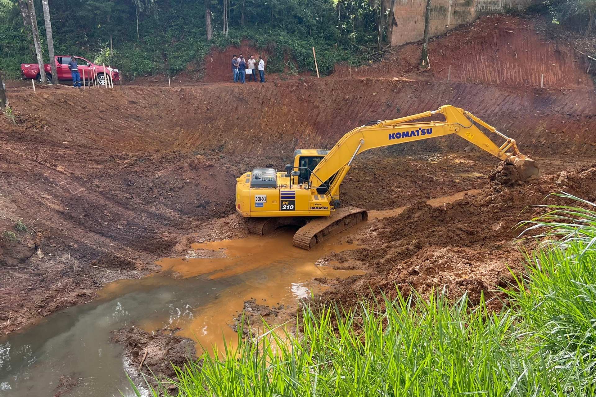 Prefeitura de Mariana inicia construção de bacia de amortecimento para melhorar drenagem urbana