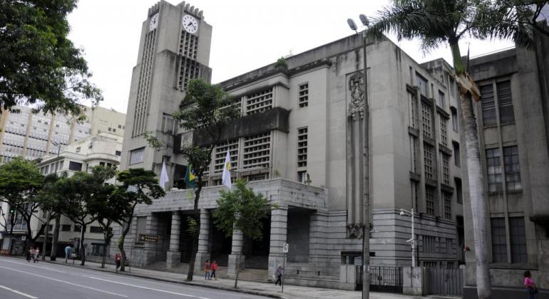 Prefeitura de Belo Horizonte abre concurso com 582 vagas na área da saúde