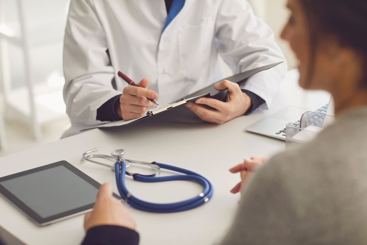 Mais Médicos 2025: novo edital abre vagas para médicos em regiões prioritárias do Brasil