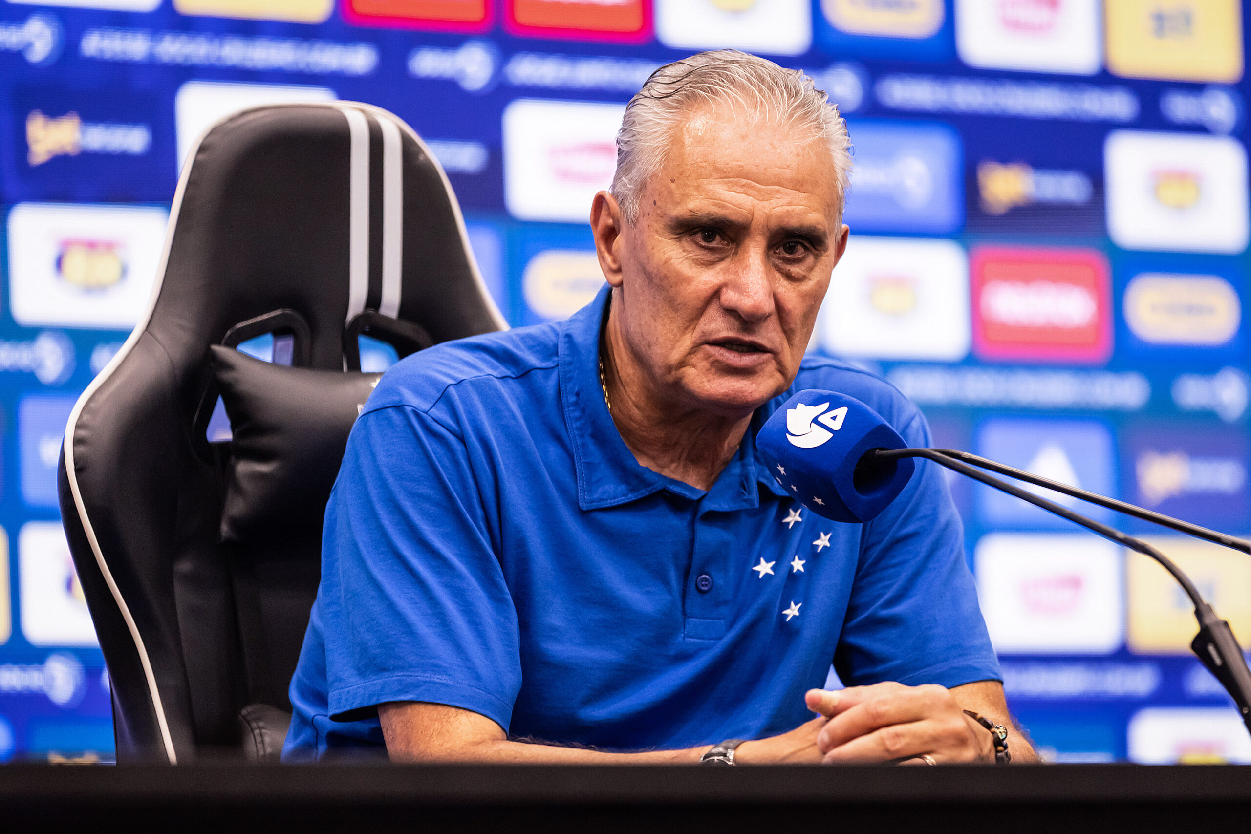 "Não vamos deixar 2026 se perder", diz maior organizada do Cruzeiro ao exigir saída de Tite após goleada