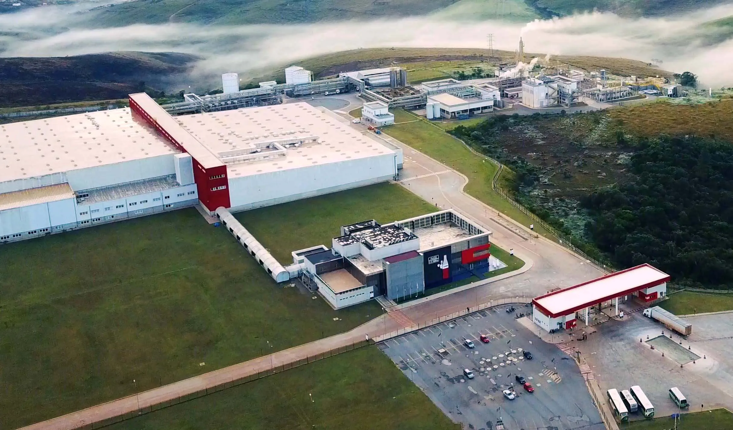 Coca-Cola FEMSA abre vagas em Itabirito com oportunidades técnicas e operacionais