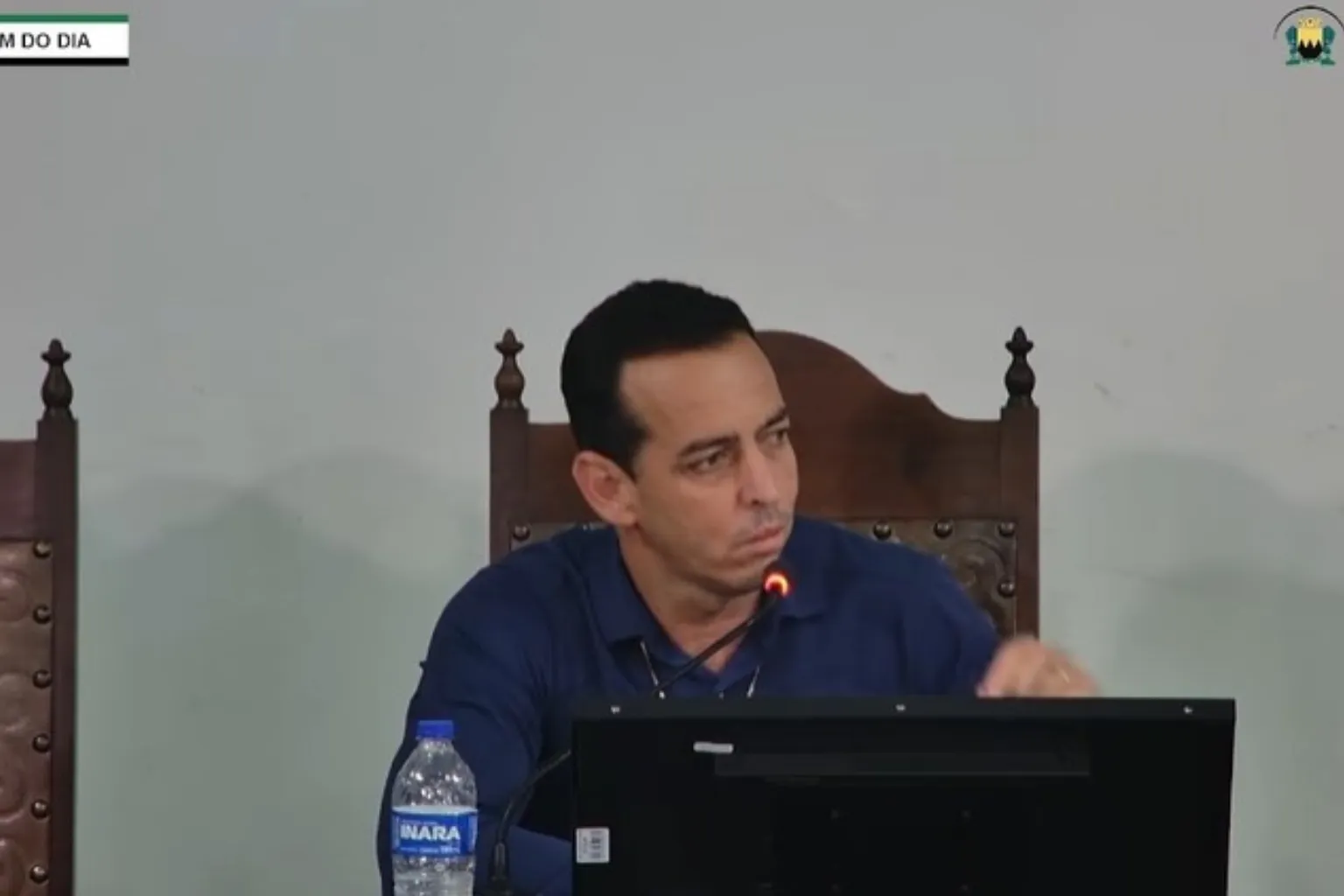 Reportagens do Mais Minas sobre vale-alimentação e bebidas alcoólicas dominam sessão da Câmara de Ouro Preto