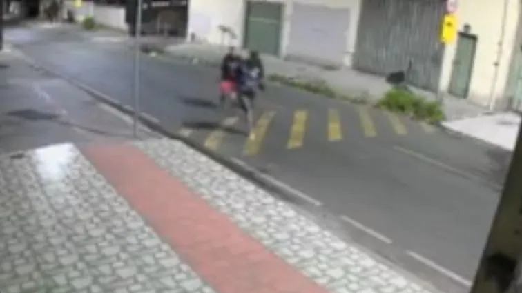 Sargento da PM é baleado durante tentativa de assalto em Ribeirão das Neves