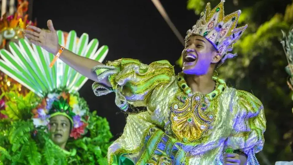 Escolas de Samba de BH têm até 9 de outubro para realizar inscrição no Carnaval 2027