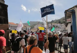 Sem consequências para a Saneouro, discursos políticos só aumentam o descrédito da população na política