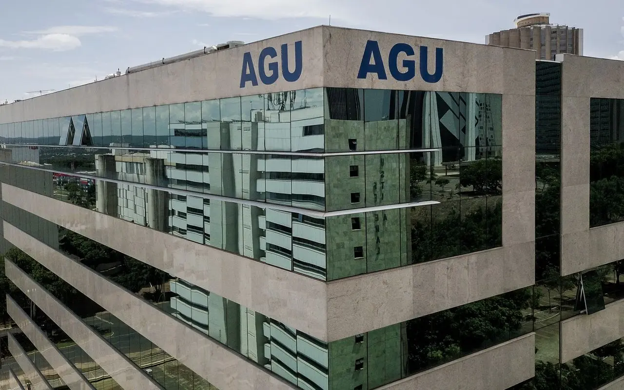 AGU pede 72 horas para se manifestar sobre ações para liberar bets