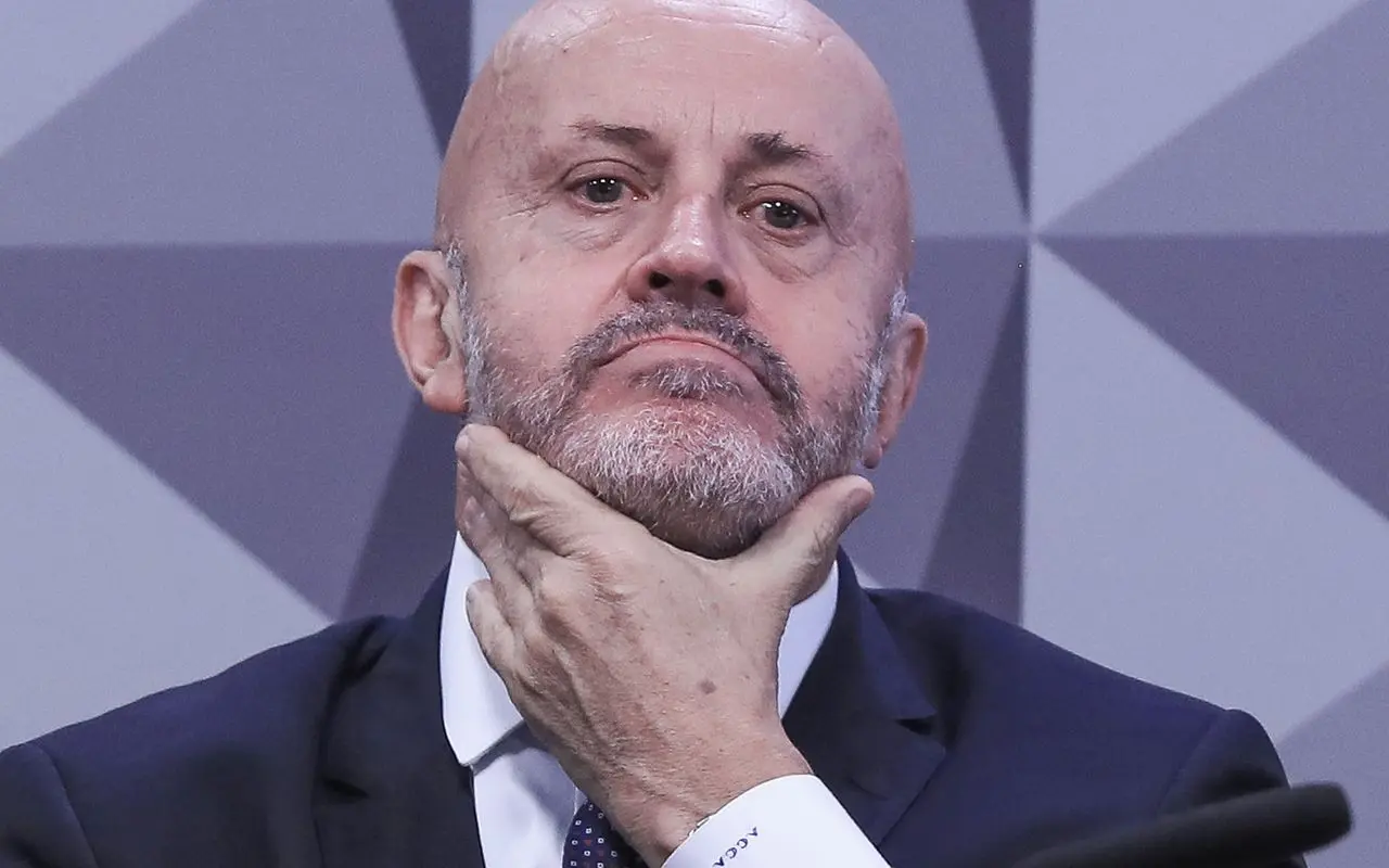 André Mendonça manda soltar filho do "Careca do INSS"