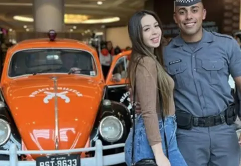 Após audiência de custódia, PM suspeito de matar esposa continua preso