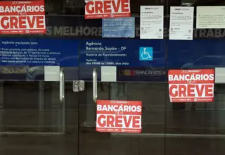 Bancários rejeitam proposta da Caixa e mantêm greve nacional