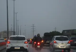 Ciclone e frente fria deixam Centro-Sul em alerta para tempestade