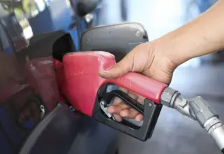 Fazenda mantém subsídio de R$ 2,12 ao óleo diesel