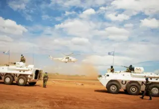 Peritos apontam aliados internacionais que estimulam guerra no Sudão