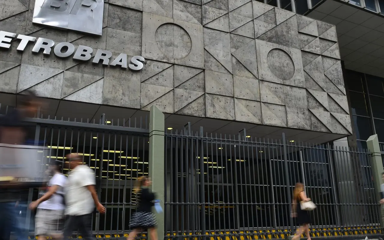 Petrobras fecha acordo para comprar gás dos EUA por mais de 20 anos