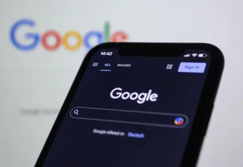 Por que o Google comemora 28 anos hoje? Conheça a história do buscador