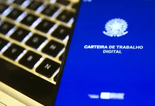 Taxa de desemprego cai para 5,3%, a menor para o trimestre até agosto