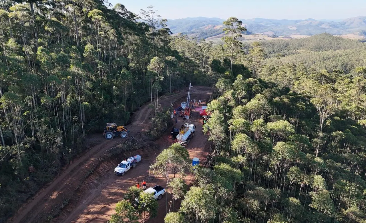 Mineradora australiana identifica concentração de terras raras acima do esperado em Poços de Caldas