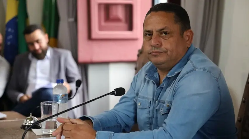 Presidente da Câmara de Mariana repudia banalização da violência contra pessoas LGBTQIAPN+