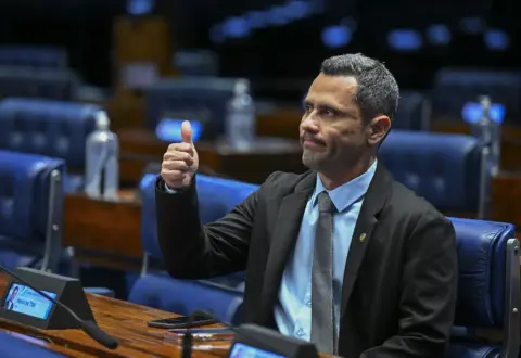 Cleitinho é eleito governador de Minas Gerais no primeiro turno