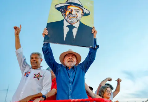 Com mais de 64 milhões de votos, Lula supera o próprio recorde e se torna o presidente mais votado da história do Brasil