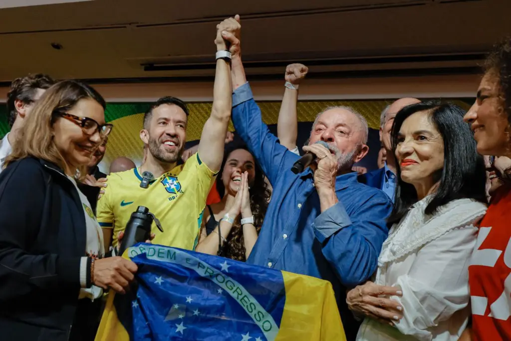 Lula é eleito presidente do Brasil pela quarta vez; relembre a trajetória do petista