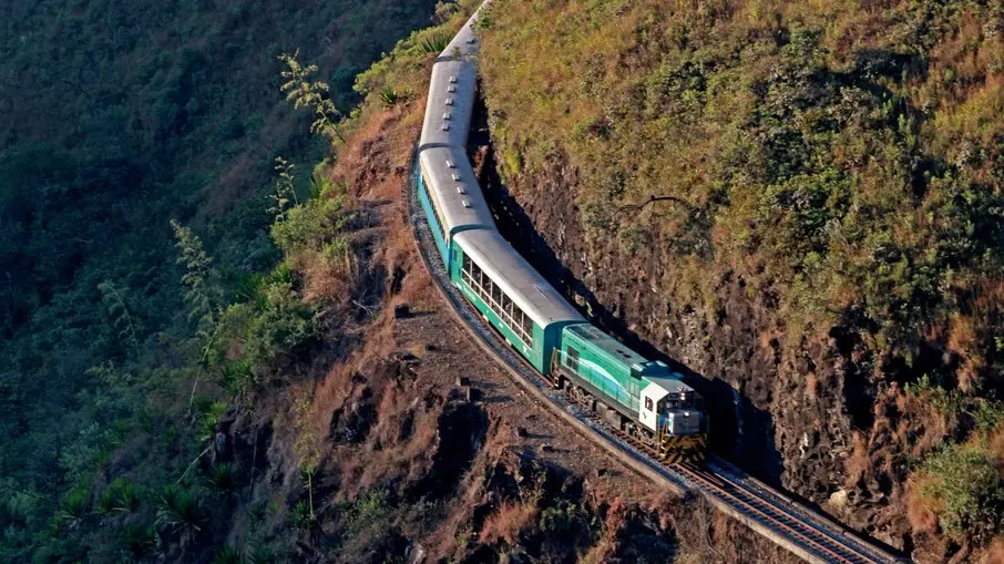 Trem turístico entre Mariana e Ouro Preto tem retorno previsto para 2027 após seis anos parado