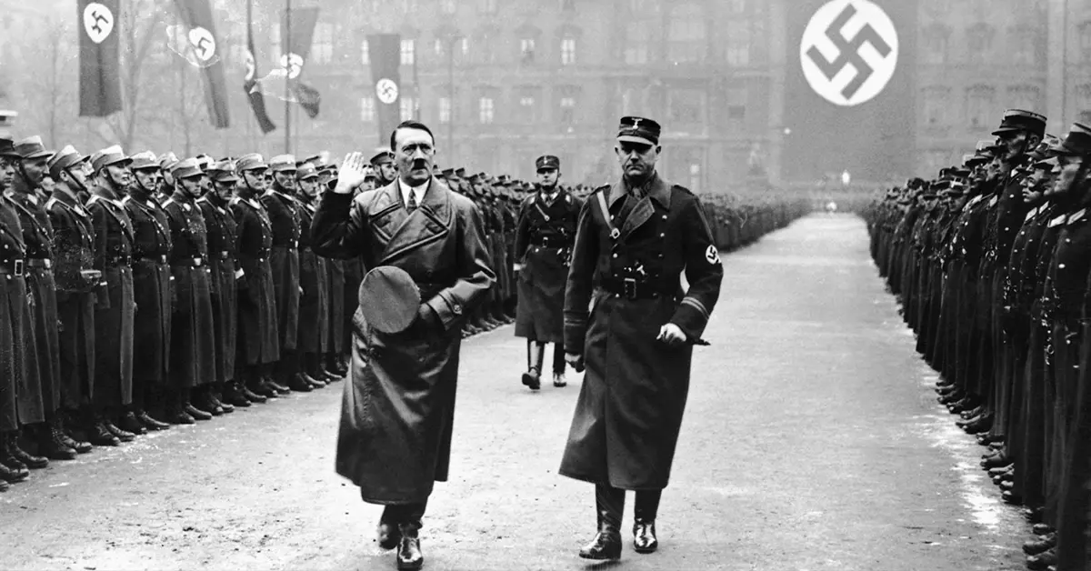 Hitler foi preso por tentativa de golpe dez anos antes de chegar ao poder na Alemanha