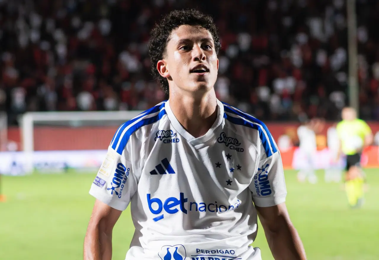 Cruzeiro: Felipe Morais vira dúvida para duelo contra o Remo após desconforto físico