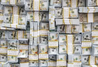 Dólar fecha acima de R$ 5,22 em dia de mal-estar global