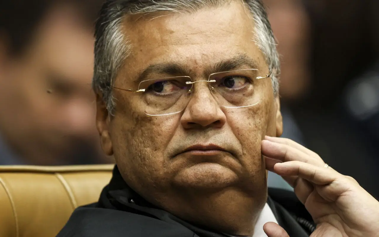 Edson Fachin manda PF investigar ameaças contra Flávio Dino
