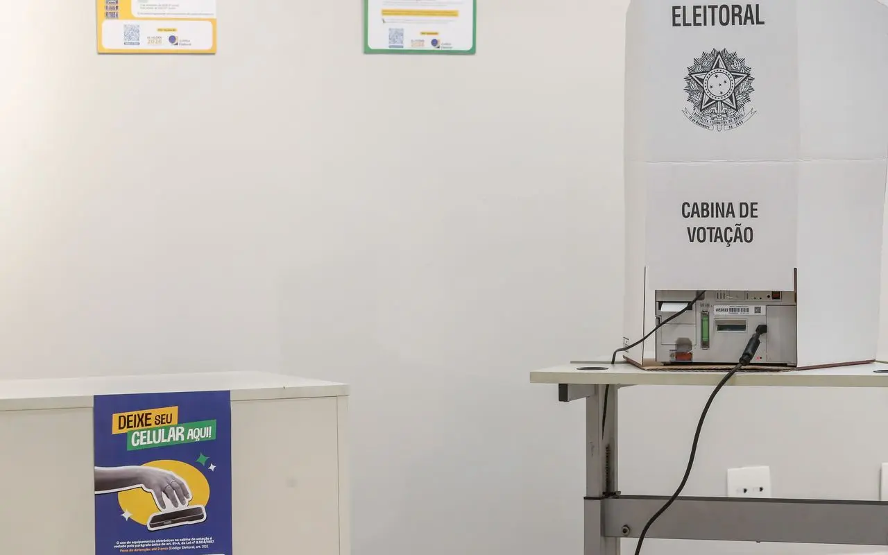 Eleitor que pediu voto em trânsito pode consultar local no e-Título