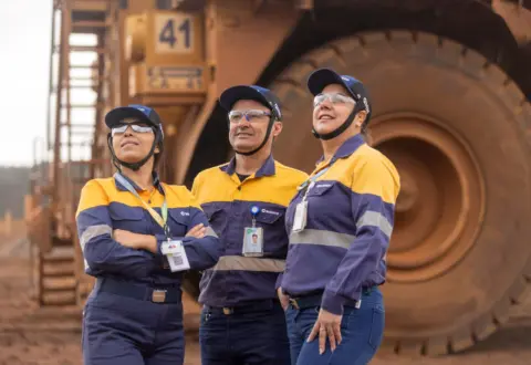 Samarco abre sete vagas de emprego em Mariana para mecânicos e operadoras de produção
