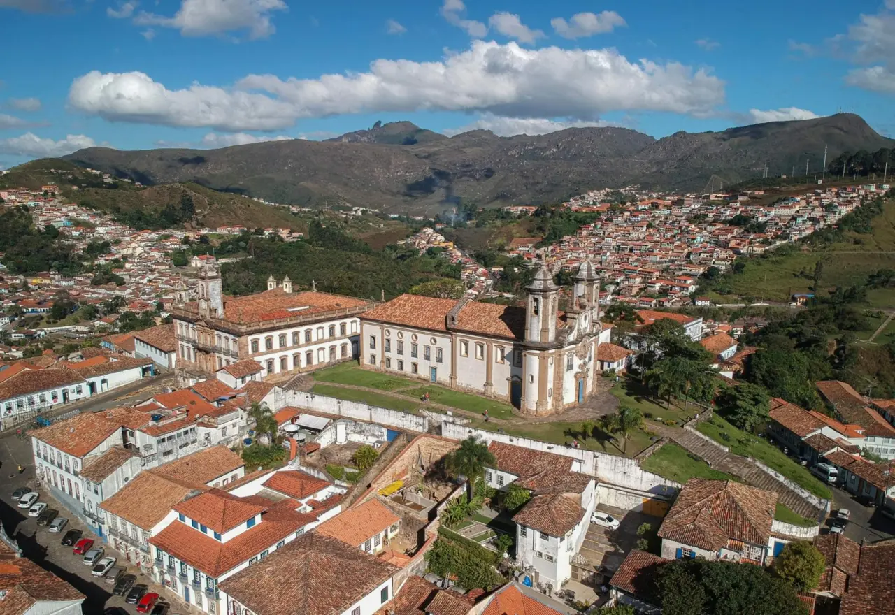 Por que Ouro Preto tem 12 distritos e qual a origem de cada um deles?